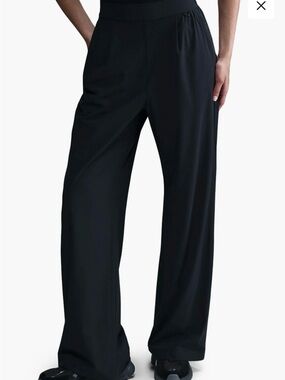 Nike Black Wide-Leg Women’s Pants